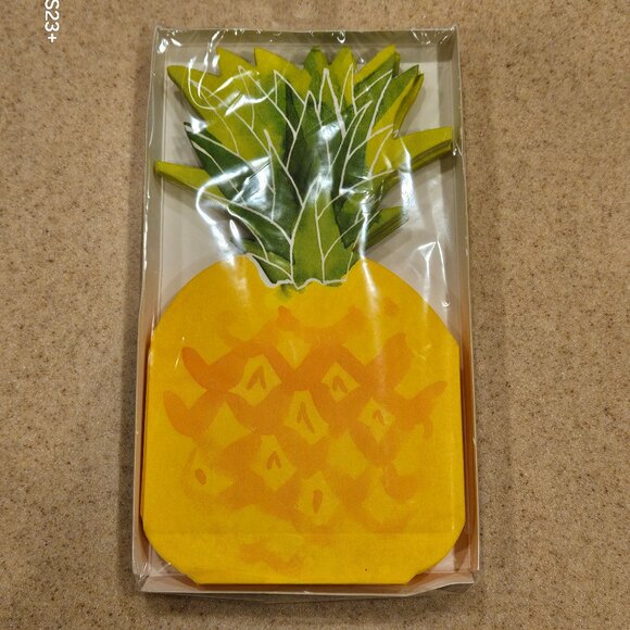 NEW DESIGN DESIGN 15 PINEAPPLE GUEST TOWEL BUFFET DINNER PAPER NAPKINS DECOUPAGE - Picture 1 of 2